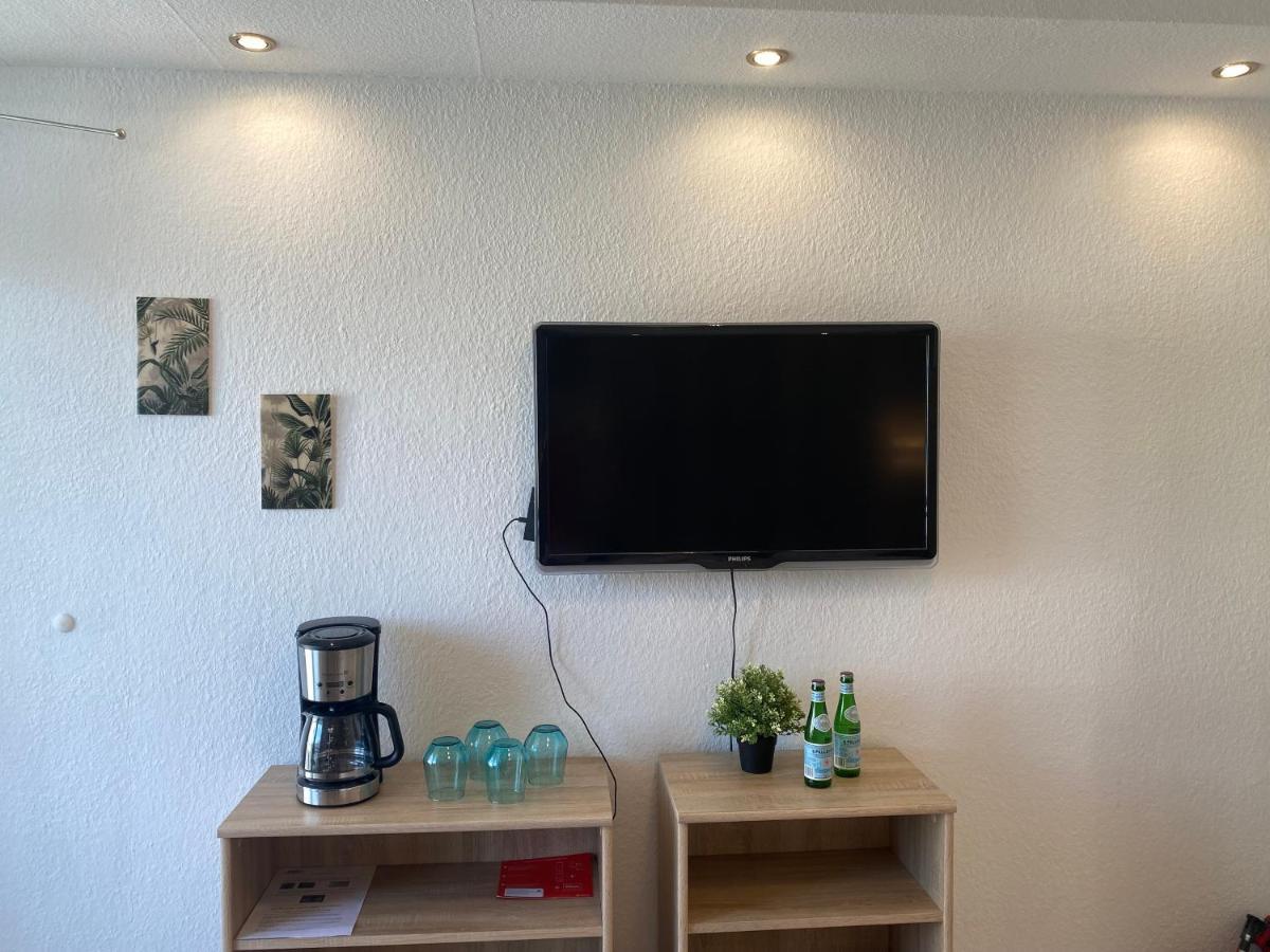 Charming Apartment - Balcony - Wifi - Kitchen Magdeburg Exterior foto